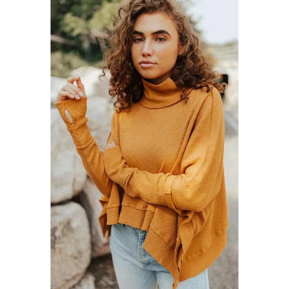 Free People Moon Daisy Oversized Pullover in Sunbaby / Mustard Yellow Size XS